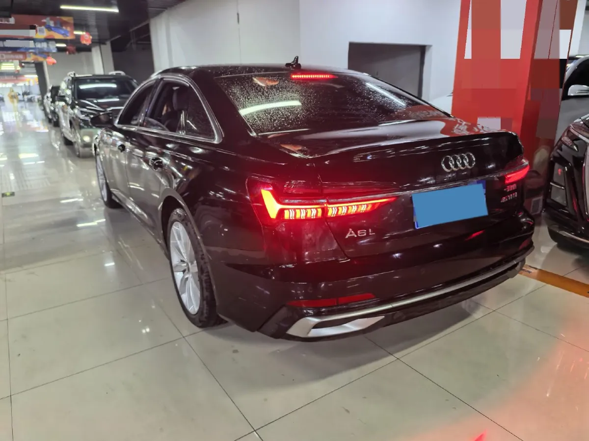2024 Audi A6L 2.0T 245HP L4 7DCT,autocango,china used car exporter,china ev exporter,chinese used car exporter,chinese used ev exporter