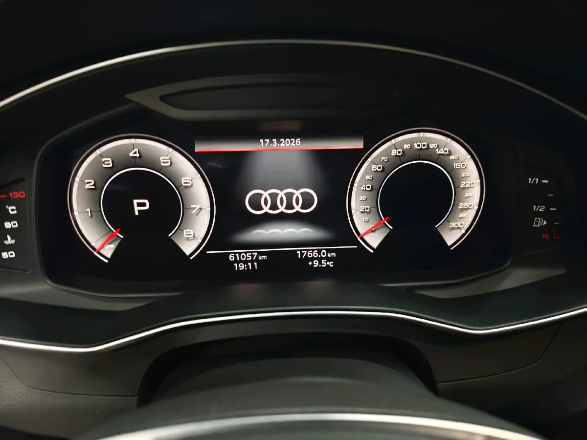 2024 Audi A6L 2.0T 245HP L4 7DCT,autocango,china used car exporter,china ev exporter,chinese used car exporter,chinese used ev exporter