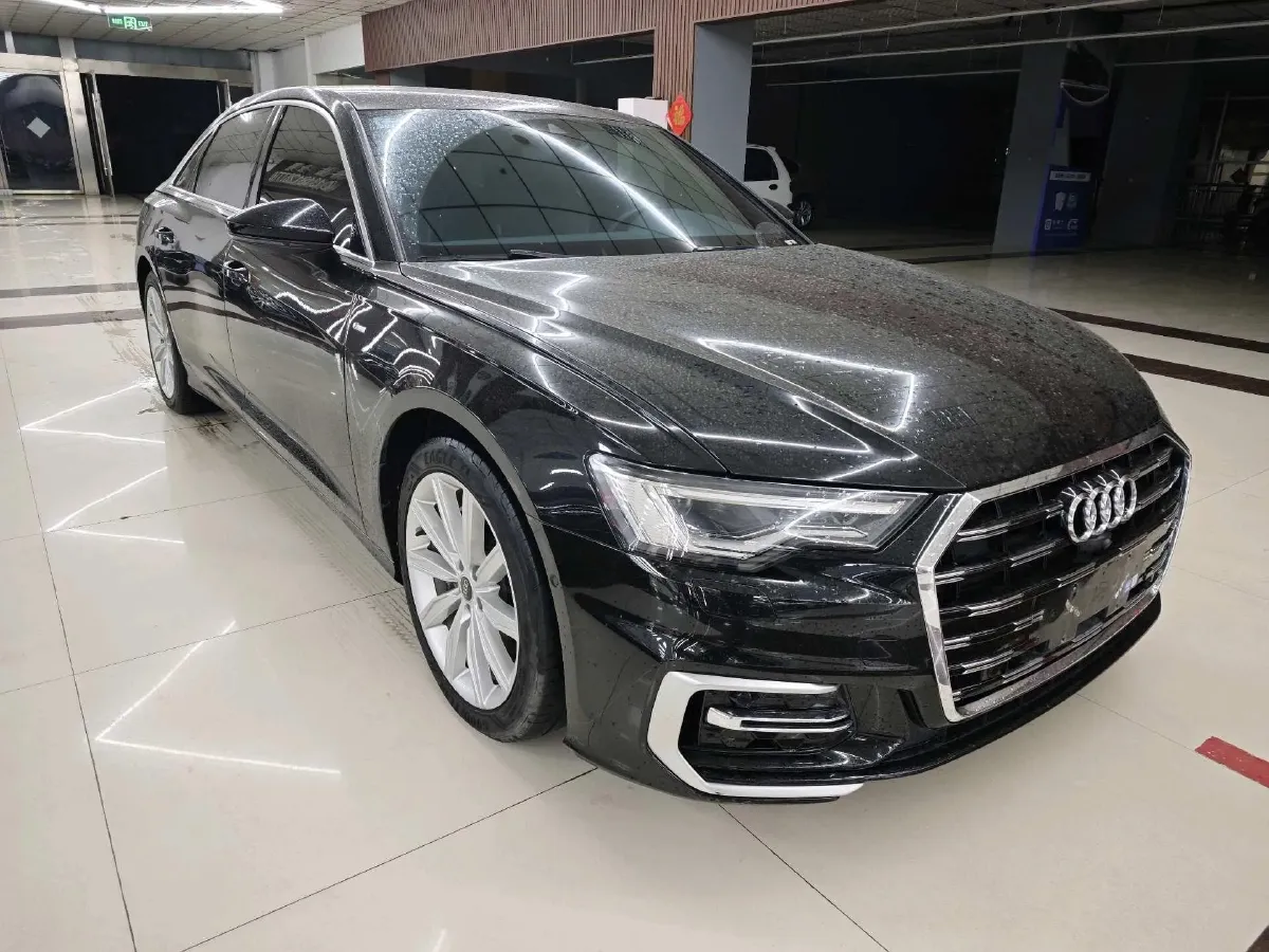 2024 Audi A6L 2.0T 245HP L4 7DCT,autocango,china used car exporter,china ev exporter,chinese used car exporter,chinese used ev exporter