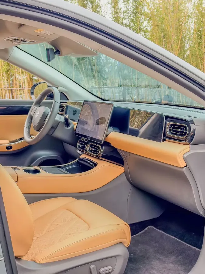 2024 Leapmotor C01 BEV 62.8KWH,autocango,china used car exporter,china ev exporter,chinese used car exporter,chinese used ev exporter