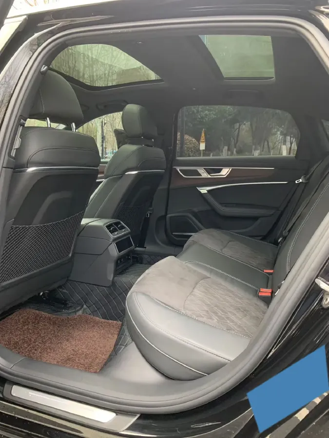 2023 Audi A6L 3.0T 340HP V6 7DCT,autocango,china used car exporter,china ev exporter,chinese used car exporter,chinese used ev exporter