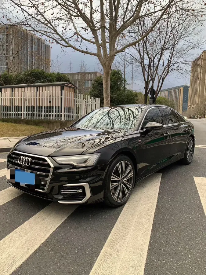 2023 Audi A6L 3.0T 340HP V6 7DCT,autocango,china used car exporter,china ev exporter,chinese used car exporter,chinese used ev exporter
