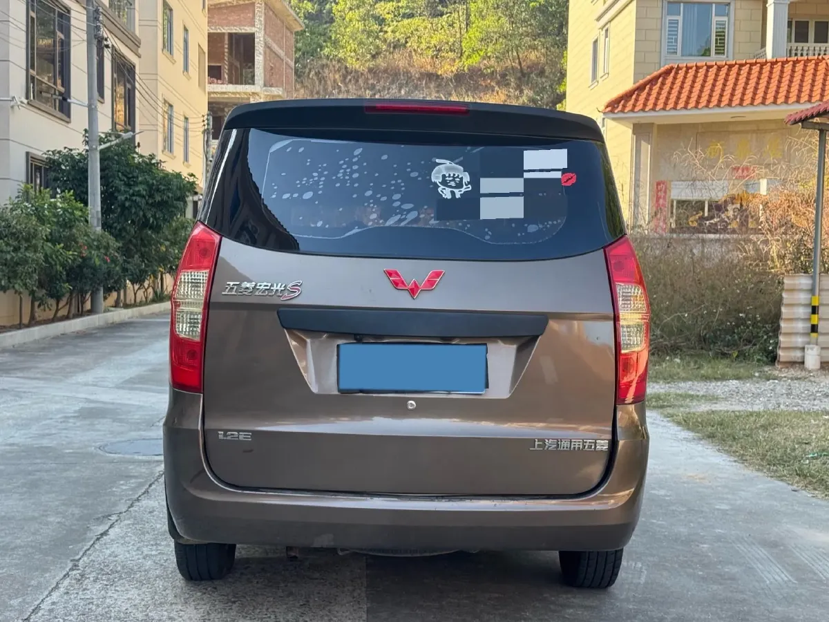 2018 WuLing HongGuang 1.2L 82HP L4 5MT,autocango,china used car exporter,china ev exporter,chinese used car exporter,chinese used ev exporter