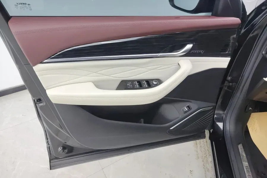 2021 Geely Monjaro 2.0T 218HP L4 7DCT,autocango,china used car exporter,china ev exporter,chinese used car exporter,chinese used ev exporter