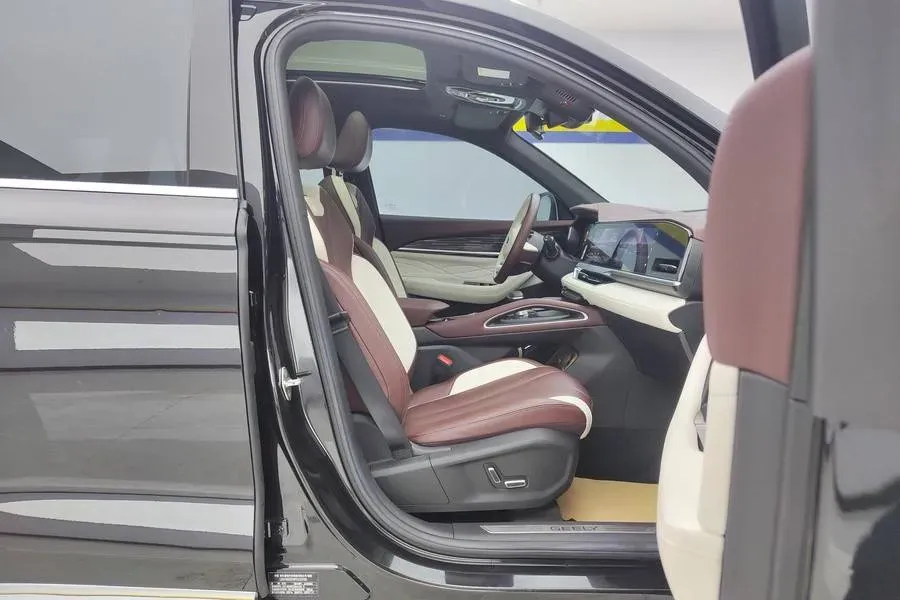 2021 Geely Monjaro 2.0T 218HP L4 7DCT,autocango,china used car exporter,china ev exporter,chinese used car exporter,chinese used ev exporter