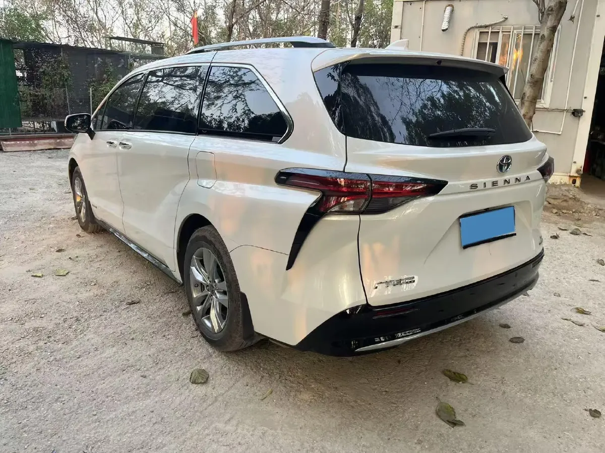 2023 Toyota Sienna 2.5L 189HP L4 E-CVT Hybrid,autocango,china used car exporter,china ev exporter,chinese used car exporter,chinese used ev exporter