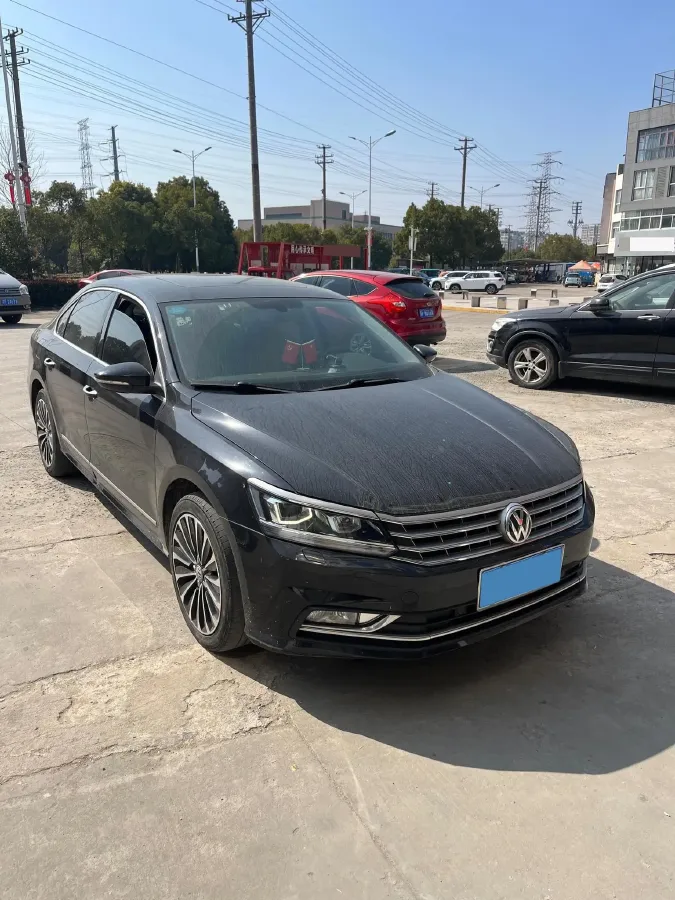 2017 Volkswagen Passat 1.8T 180HP L4 7DCT,autocango,china used car exporter,china ev exporter,chinese used car exporter,chinese used ev exporter