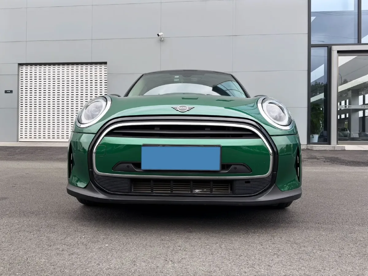 2022 MINI MINI 1.5T 136HP L3 7DCT,autocango,china used car exporter,china ev exporter,chinese used car exporter,chinese used ev exporter