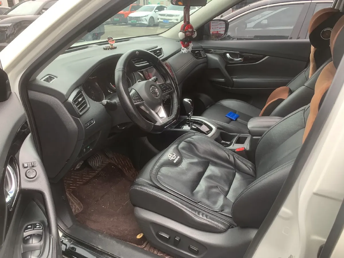 2021 Nissan X-Trail 2.0L 151HP L4 CVT,autocango,china used car exporter,china ev exporter,chinese used car exporter,chinese used ev exporter