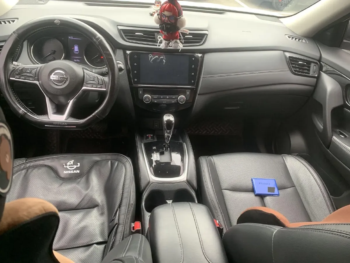 2021 Nissan X-Trail 2.0L 151HP L4 CVT,autocango,china used car exporter,china ev exporter,chinese used car exporter,chinese used ev exporter