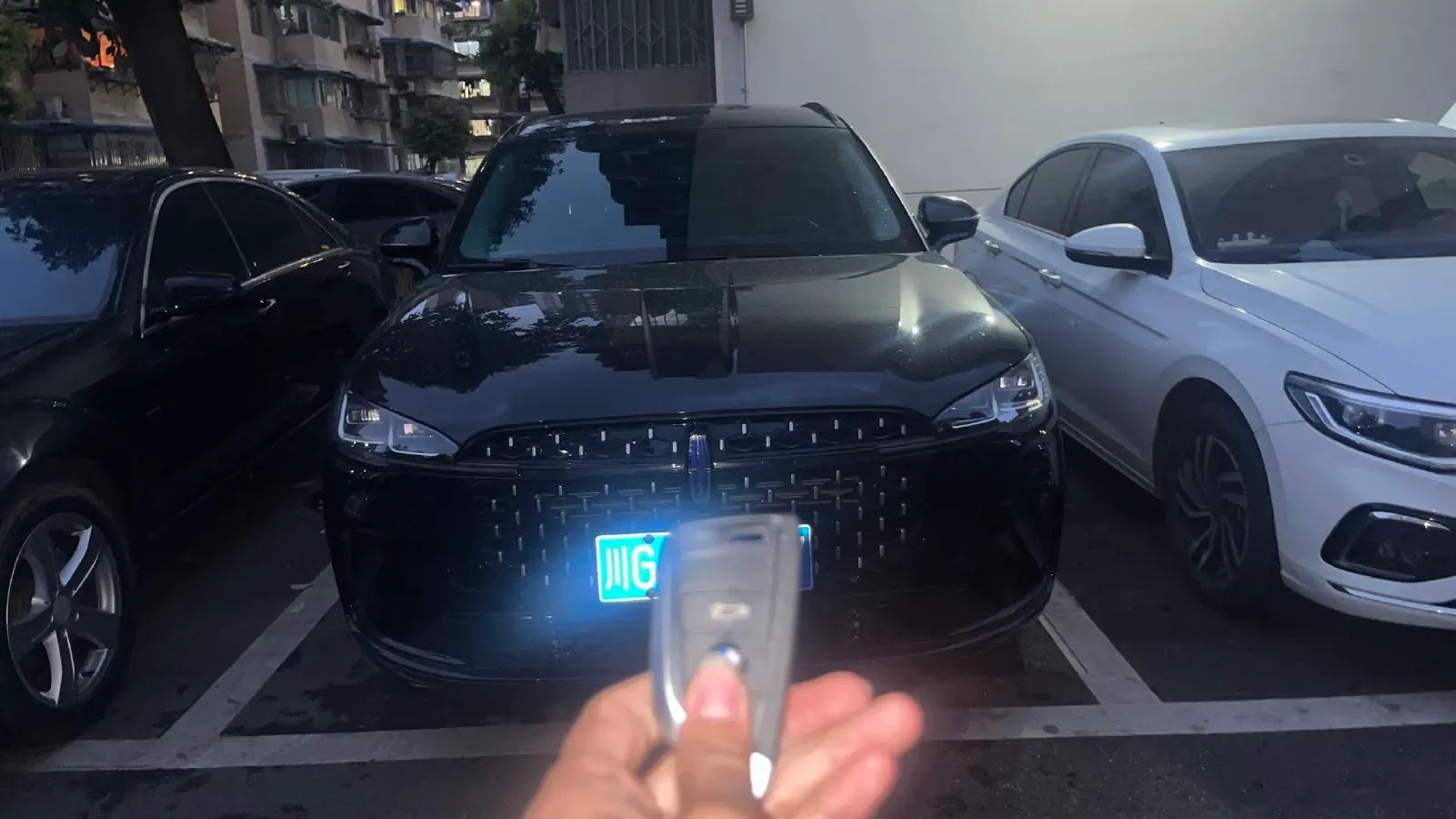 2024 Lincoln Corsair 1.5T 193HP L4 E-CVT Hybrid,autocango,china used car exporter,china ev exporter,chinese used car exporter,chinese used ev exporter