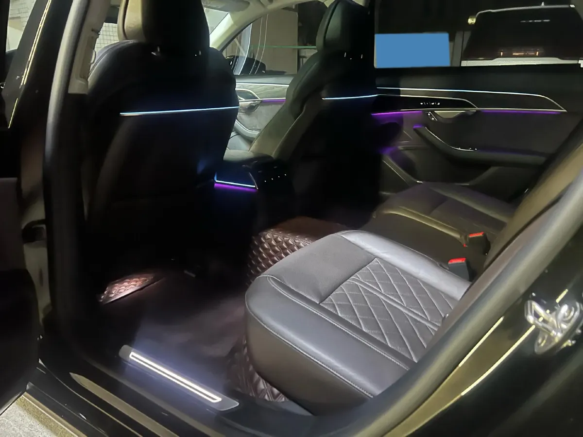 2021 Audi A8 3.0T 286HP V6 8AT,autocango,china used car exporter,china ev exporter,chinese used car exporter,chinese used ev exporter