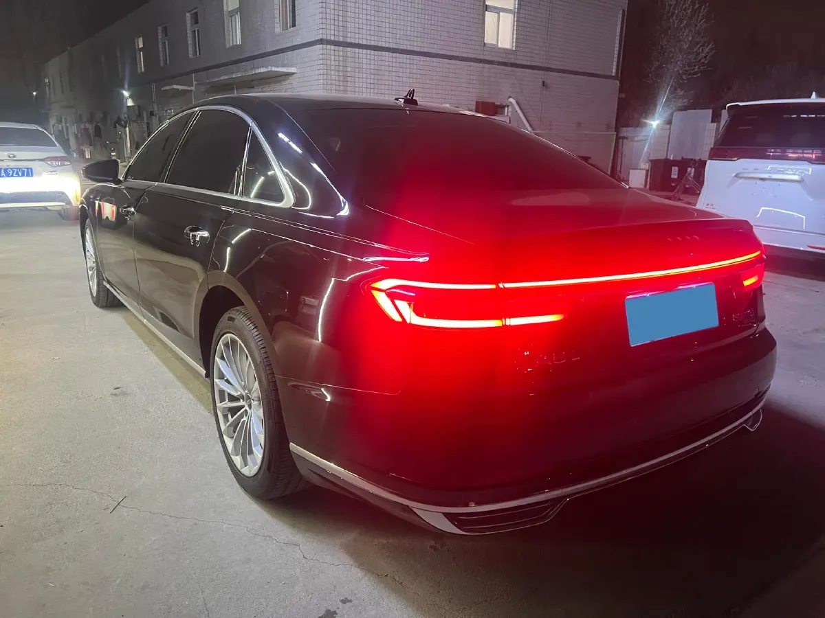 2021 Audi A8 3.0T 286HP V6 8AT,autocango,china used car exporter,china ev exporter,chinese used car exporter,chinese used ev exporter