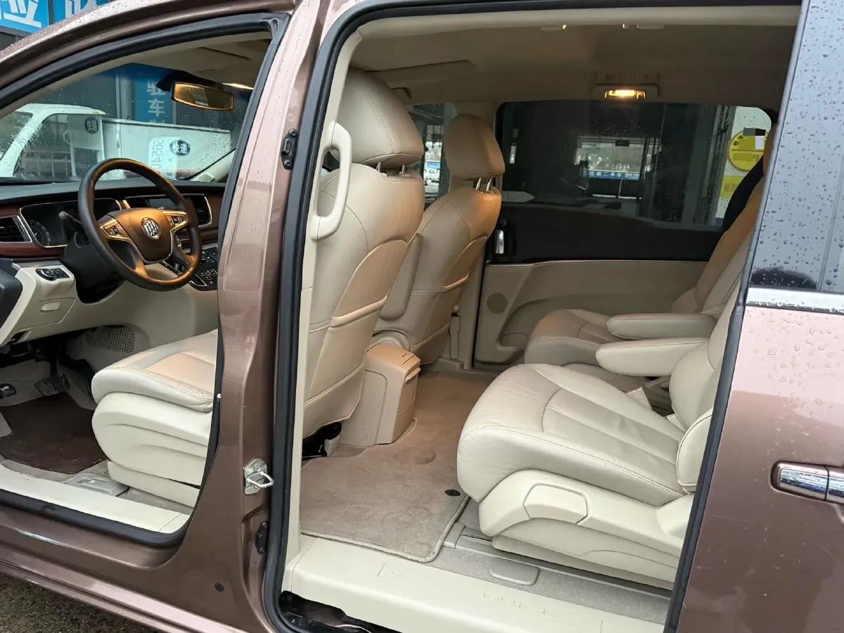 2018 Buick GL8 2.0T 260HP L4 6AT,autocango,china used car exporter,china ev exporter,chinese used car exporter,chinese used ev exporter