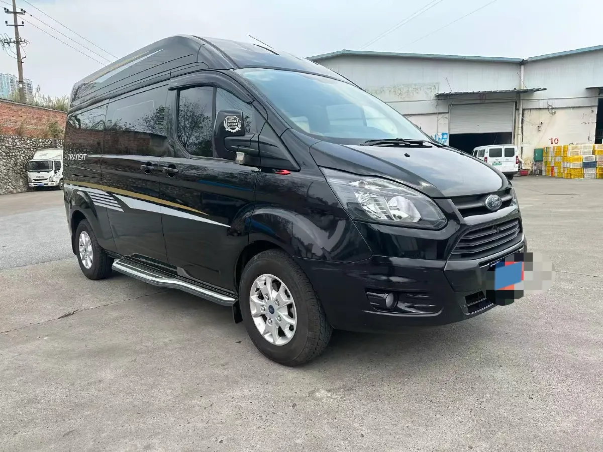 2019 Ford Transit 2.0T 121HP L4 5MT,autocango,china used car exporter,china ev exporter,chinese used car exporter,chinese used ev exporter