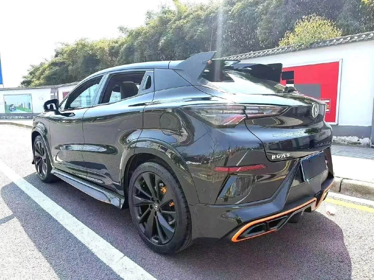 2022 ChangAn UNI-T 1.5T 188HP L4 7DCT,autocango,china used car exporter,china ev exporter,chinese used car exporter,chinese used ev exporter