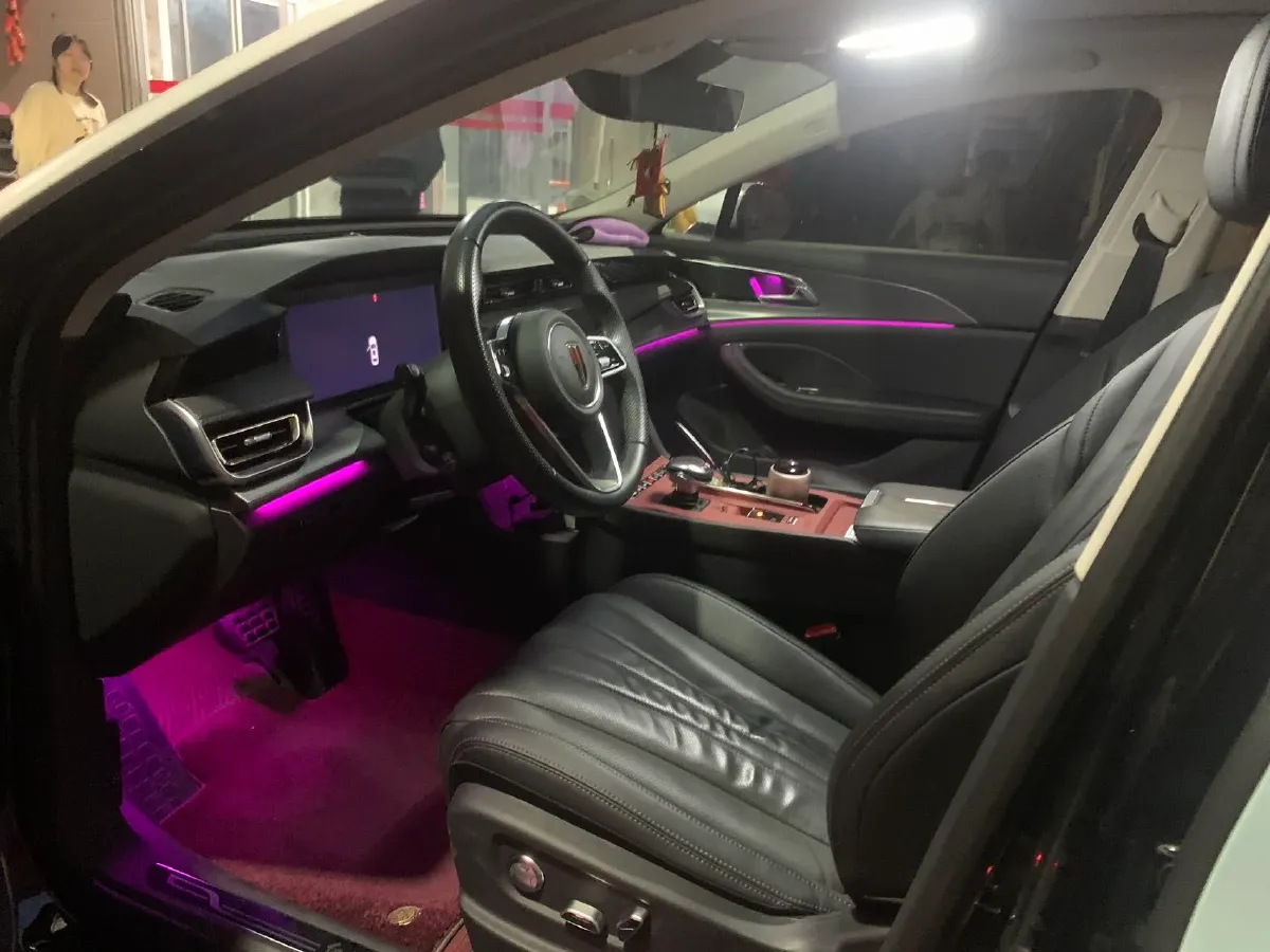 2023 HongQi H5 2.0T 224HP L4 8AT,autocango,china used car exporter,china ev exporter,chinese used car exporter,chinese used ev exporter