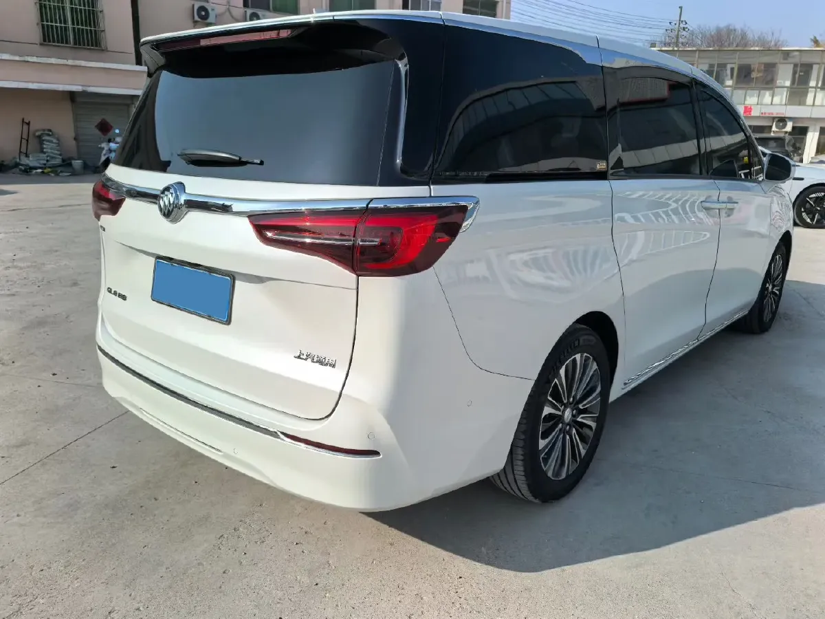 2023 Buick GL8 2.0T 237HP L4 9AT,autocango,china used car exporter,china ev exporter,chinese used car exporter,chinese used ev exporter