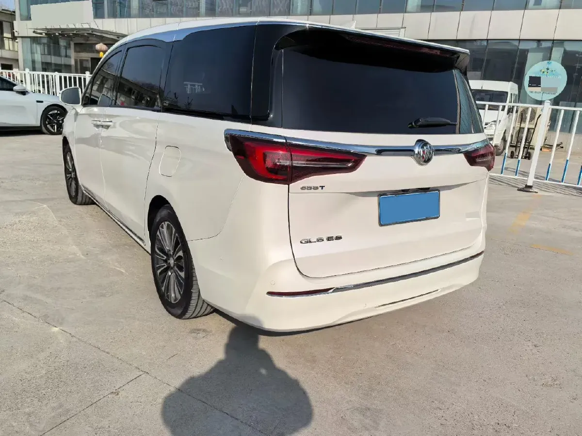 2023 Buick GL8 2.0T 237HP L4 9AT,autocango,china used car exporter,china ev exporter,chinese used car exporter,chinese used ev exporter