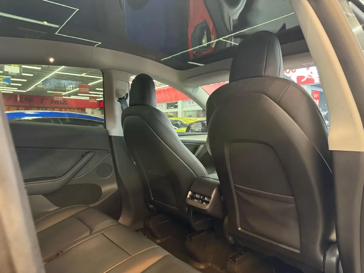 2021 MINI COUNTRYMAN 1.5T 136HP L3 8AT,autocango,china used car exporter,china ev exporter,chinese used car exporter,chinese used ev exporter