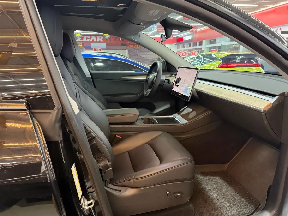 2021 MINI COUNTRYMAN 1.5T 136HP L3 8AT,autocango,china used car exporter,china ev exporter,chinese used car exporter,chinese used ev exporter