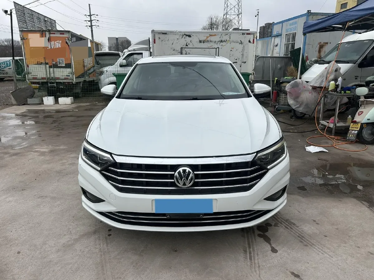 2019 Jeep Renegade 1.3T 173HP L4 7DCT,autocango,china used car exporter,china ev exporter,chinese used car exporter,chinese used ev exporter