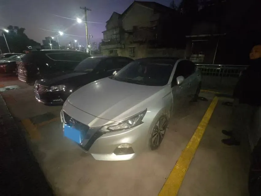 2021 Nissan Teana 2.0L 156HP L4 CVT,autocango,china used car exporter,china ev exporter,chinese used car exporter,chinese used ev exporter