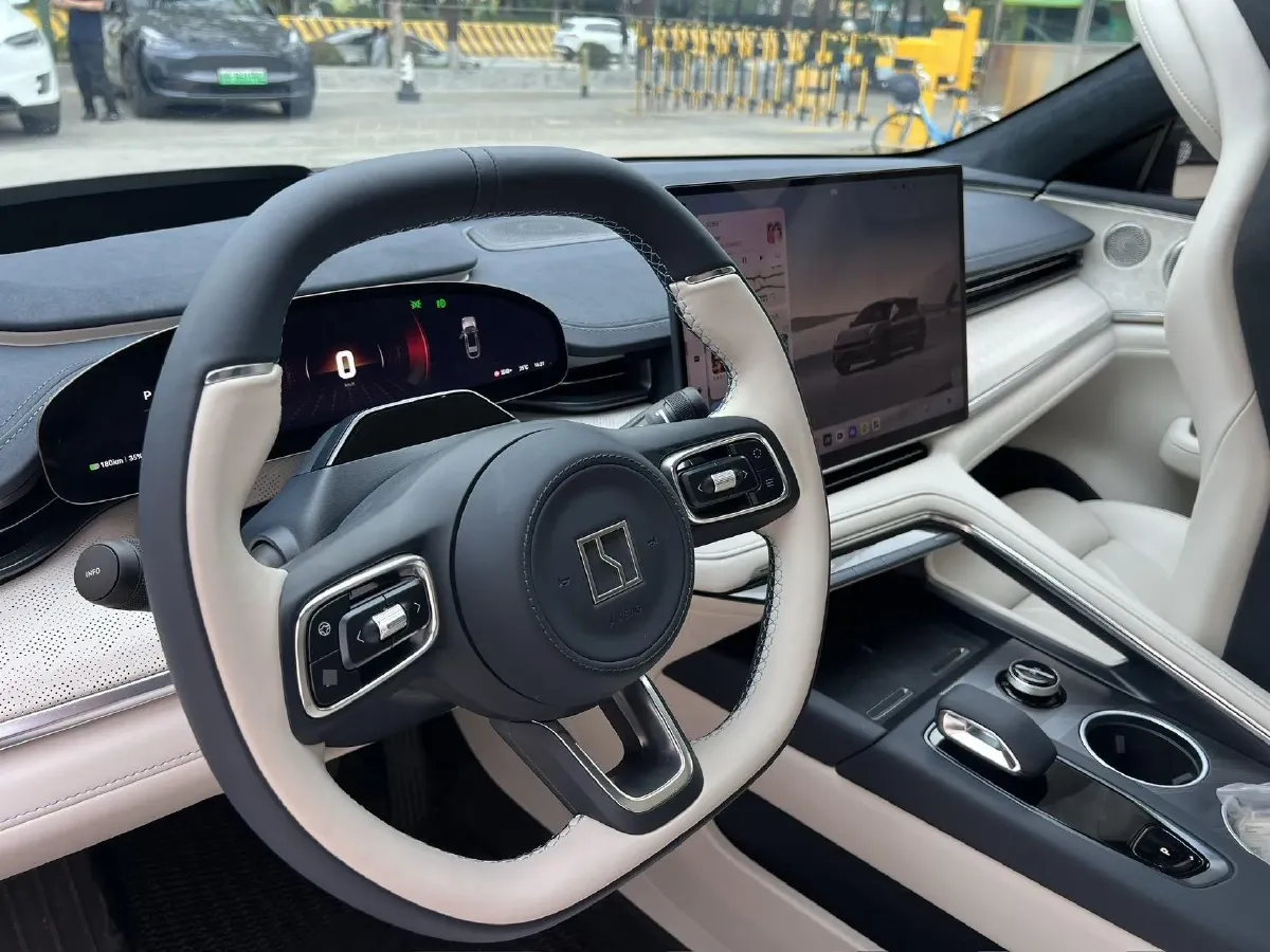 2026 Zeekr 001 BEV,autocango,china used car exporter,china ev exporter,chinese used car exporter,chinese used ev exporter