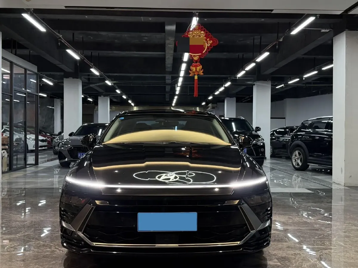 2024 Hyundai Sonata 1.5T 170HP L4 8AT,autocango,china used car exporter,china ev exporter,chinese used car exporter,chinese used ev exporter
