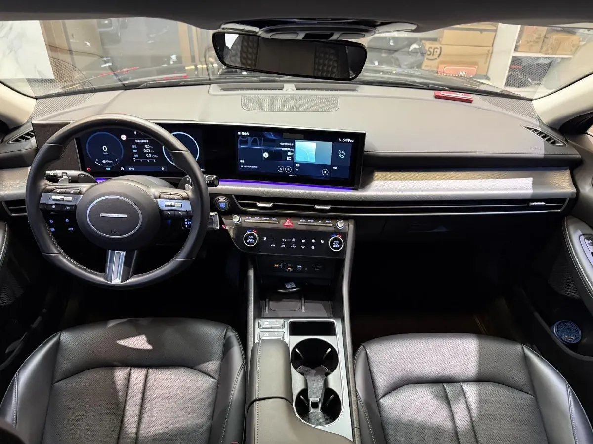 2024 Hyundai Sonata 1.5T 170HP L4 8AT,autocango,china used car exporter,china ev exporter,chinese used car exporter,chinese used ev exporter