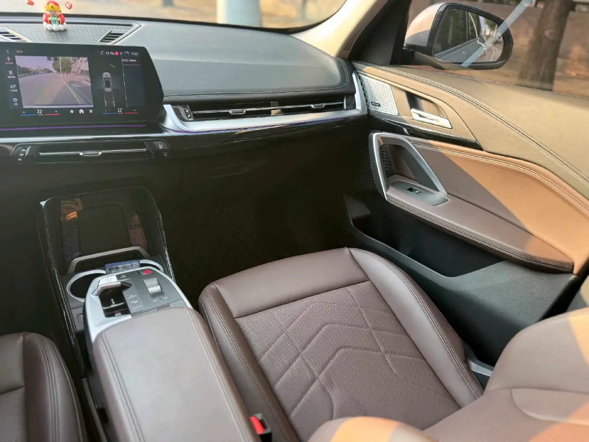 2024 BMW X1 2.0T 204HP L4 7DCT,autocango,china used car exporter,china ev exporter,chinese used car exporter,chinese used ev exporter