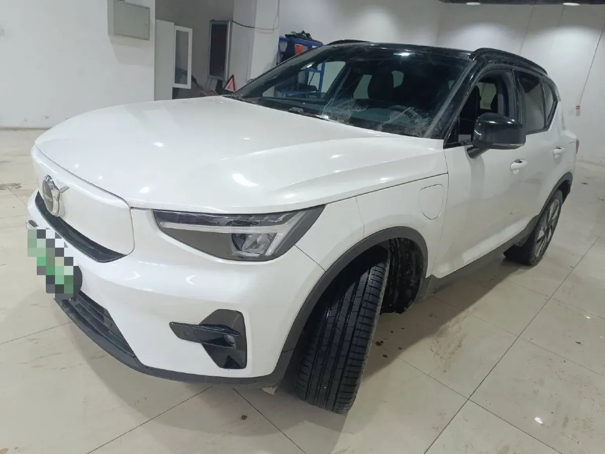 2024 Volvo XC40 BEV 73KWH,autocango,china used car exporter,china ev exporter,chinese used car exporter,chinese used ev exporter