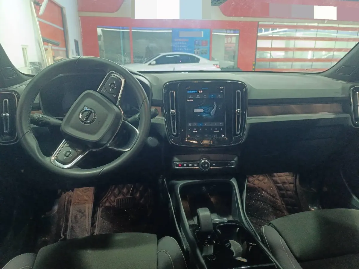 2024 Volvo XC40 BEV 73KWH,autocango,china used car exporter,china ev exporter,chinese used car exporter,chinese used ev exporter