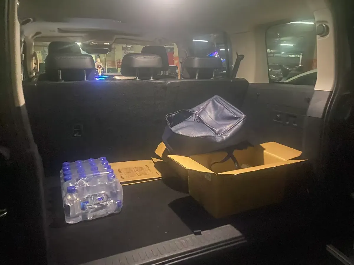 2023 Tank 300 2.0T 227HP L4 8AT,autocango,china used car exporter,china ev exporter,chinese used car exporter,chinese used ev exporter