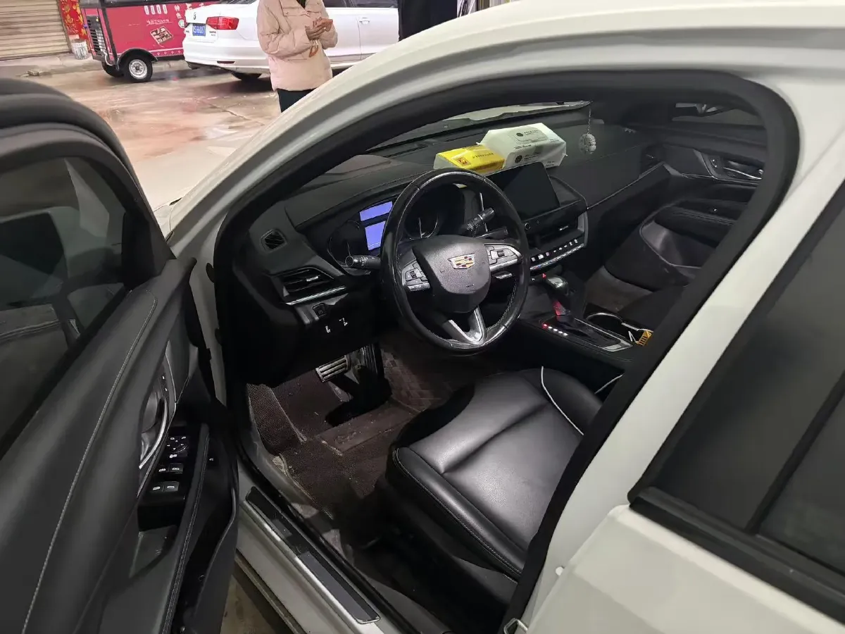 2020 Cadillac CT4 2.0T 237HP L4 8AT,autocango,china used car exporter,china ev exporter,chinese used car exporter,chinese used ev exporter