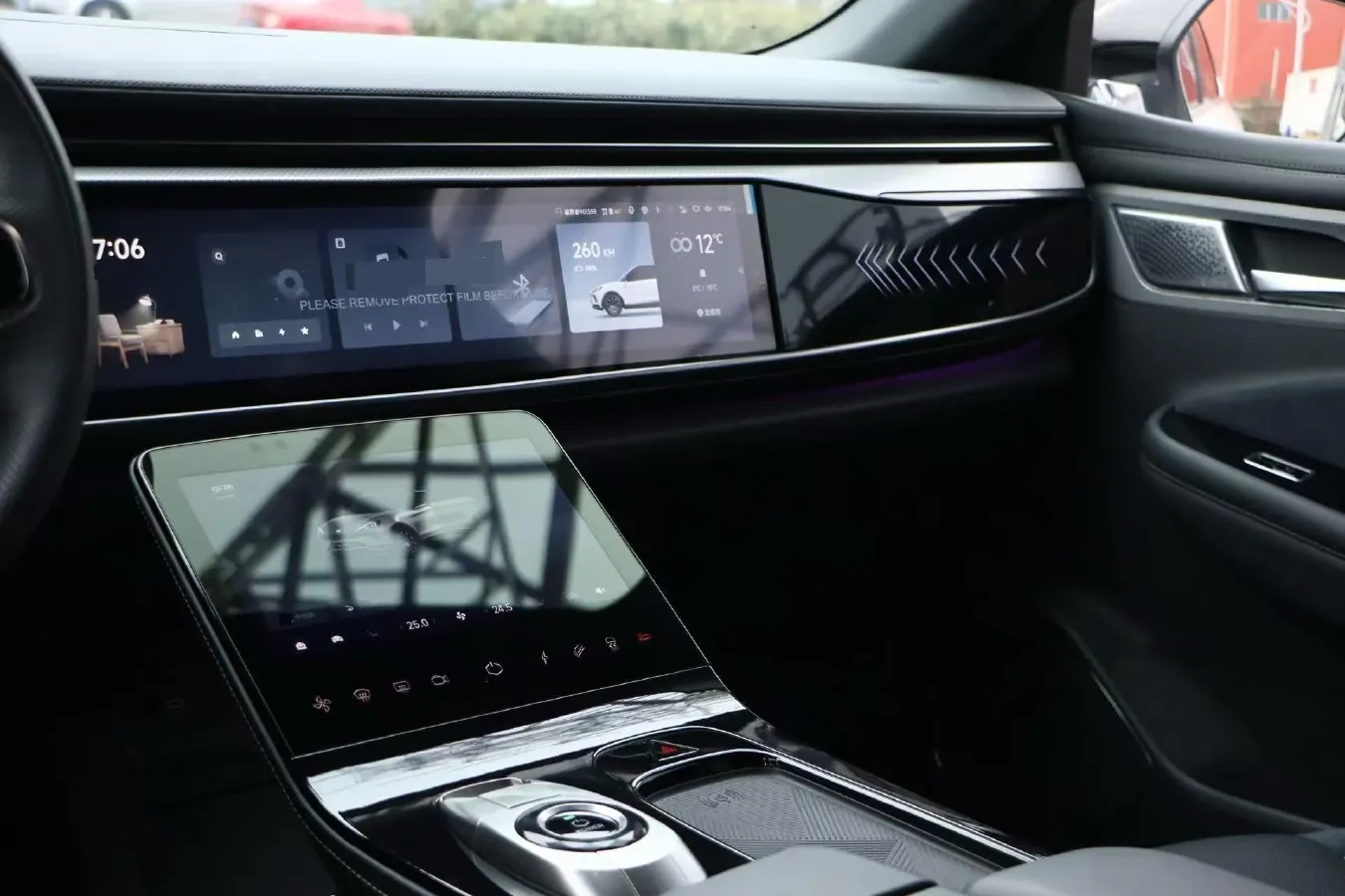 2022 ARCFOX αT BEV 93.6KWH,autocango,china used car exporter,china ev exporter,chinese used car exporter,chinese used ev exporter