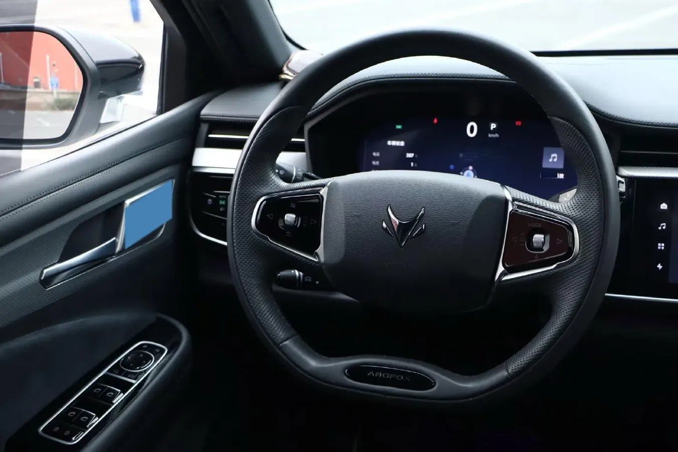 2022 ARCFOX αT BEV 93.6KWH,autocango,china used car exporter,china ev exporter,chinese used car exporter,chinese used ev exporter