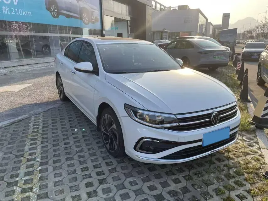 2023 Volkswagen Bora 1.2T 116HP L4 7DCT,autocango,china used car exporter,china ev exporter,chinese used car exporter,chinese used ev exporter