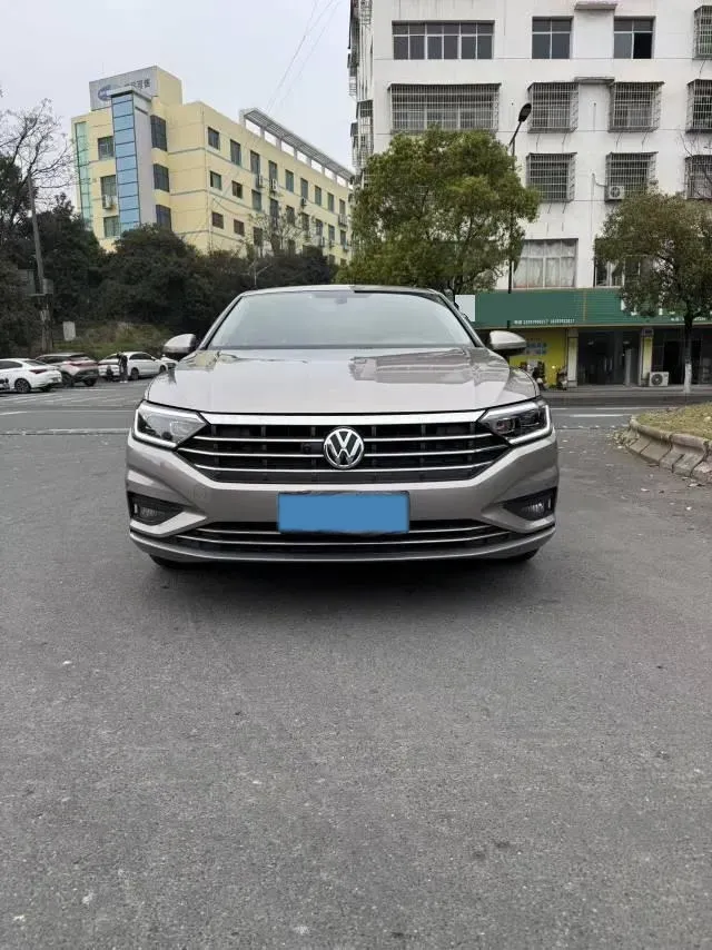 2021 ChangAn UNI-K 2.0T 233HP L4 8AT,autocango,china used car exporter,china ev exporter,chinese used car exporter,chinese used ev exporter