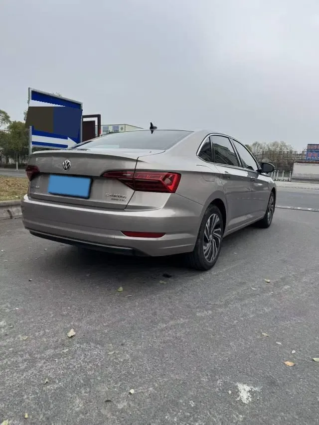 2021 ChangAn UNI-K 2.0T 233HP L4 8AT,autocango,china used car exporter,china ev exporter,chinese used car exporter,chinese used ev exporter