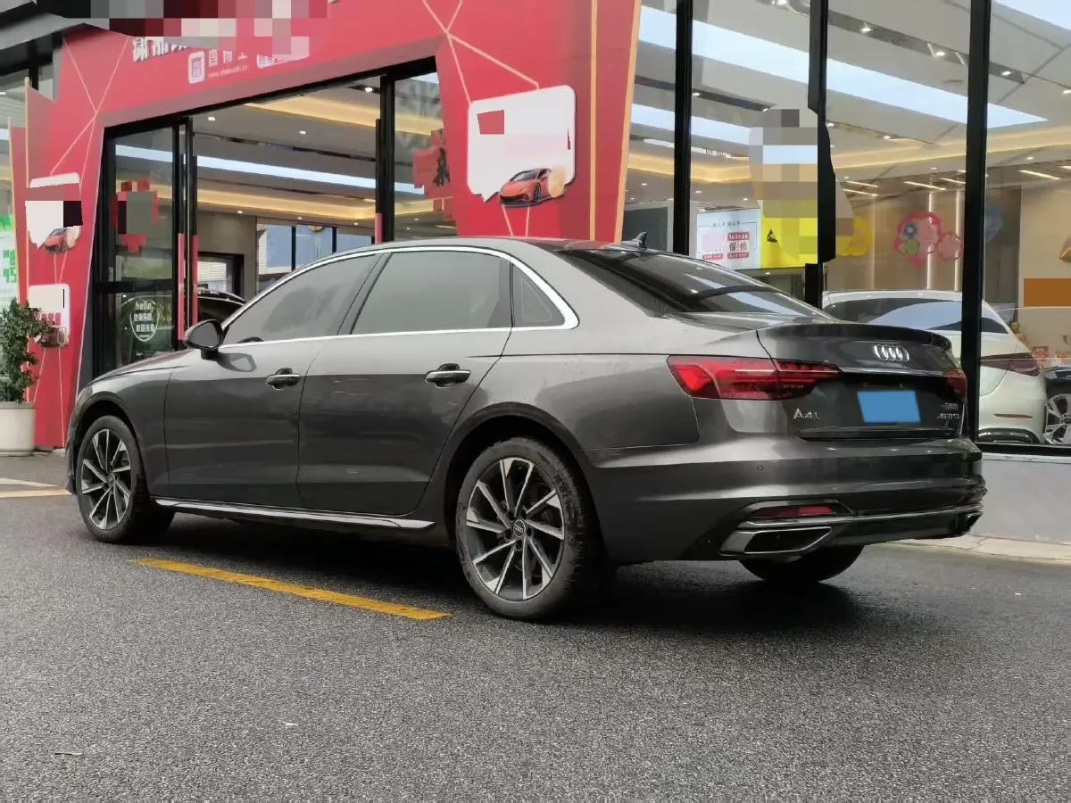2023 Audi A4L 2.0T 190HP L4 7DCT,autocango,china used car exporter,china ev exporter,chinese used car exporter,chinese used ev exporter