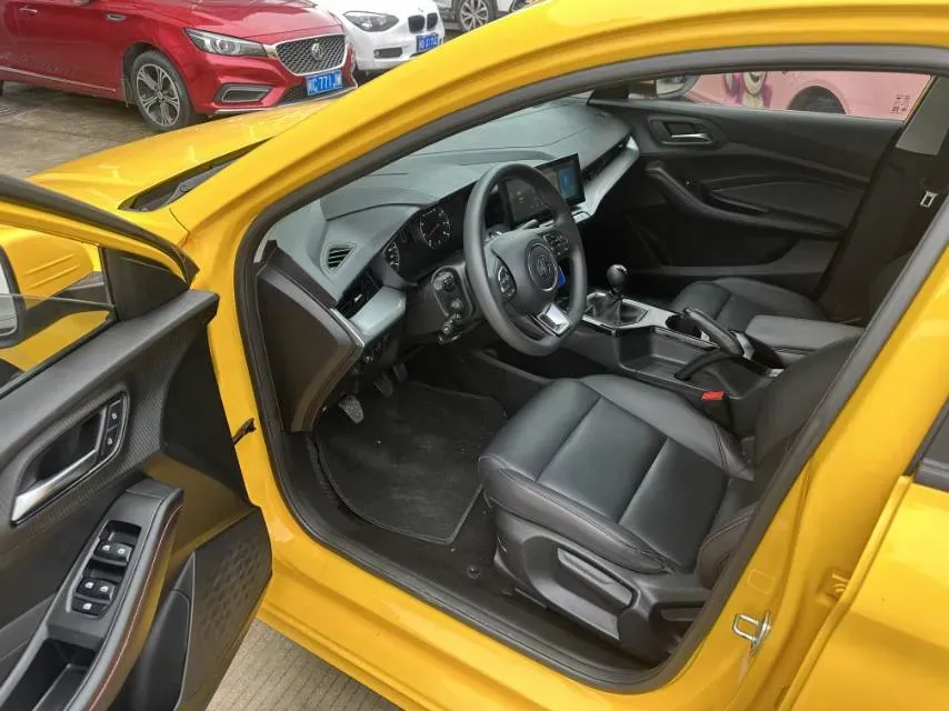 2021 MG 5 1.5L 120HP L4 5MT,autocango,china used car exporter,china ev exporter,chinese used car exporter,chinese used ev exporter