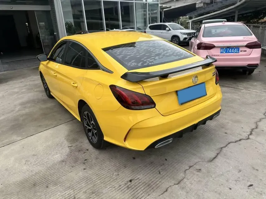 2021 MG 5 1.5L 120HP L4 5MT,autocango,china used car exporter,china ev exporter,chinese used car exporter,chinese used ev exporter