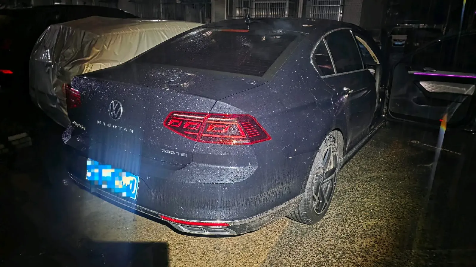 2023 Volkswagen Magotan 2.0T 186HP L4 7DCT,autocango,china used car exporter,china ev exporter,chinese used car exporter,chinese used ev exporter