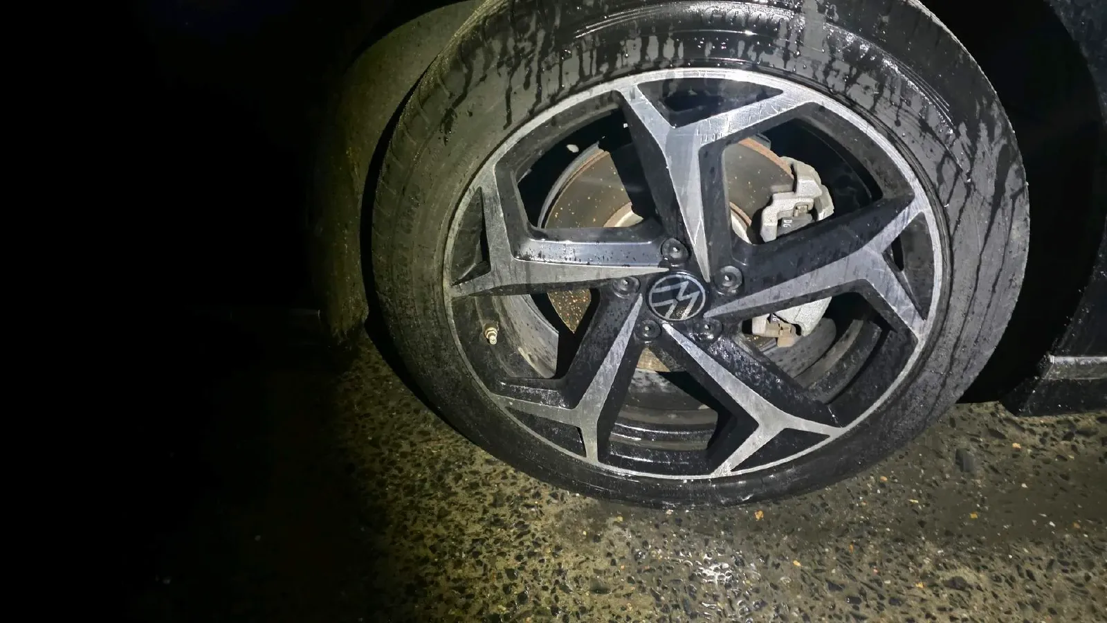 2023 Volkswagen Magotan 2.0T 186HP L4 7DCT,autocango,china used car exporter,china ev exporter,chinese used car exporter,chinese used ev exporter