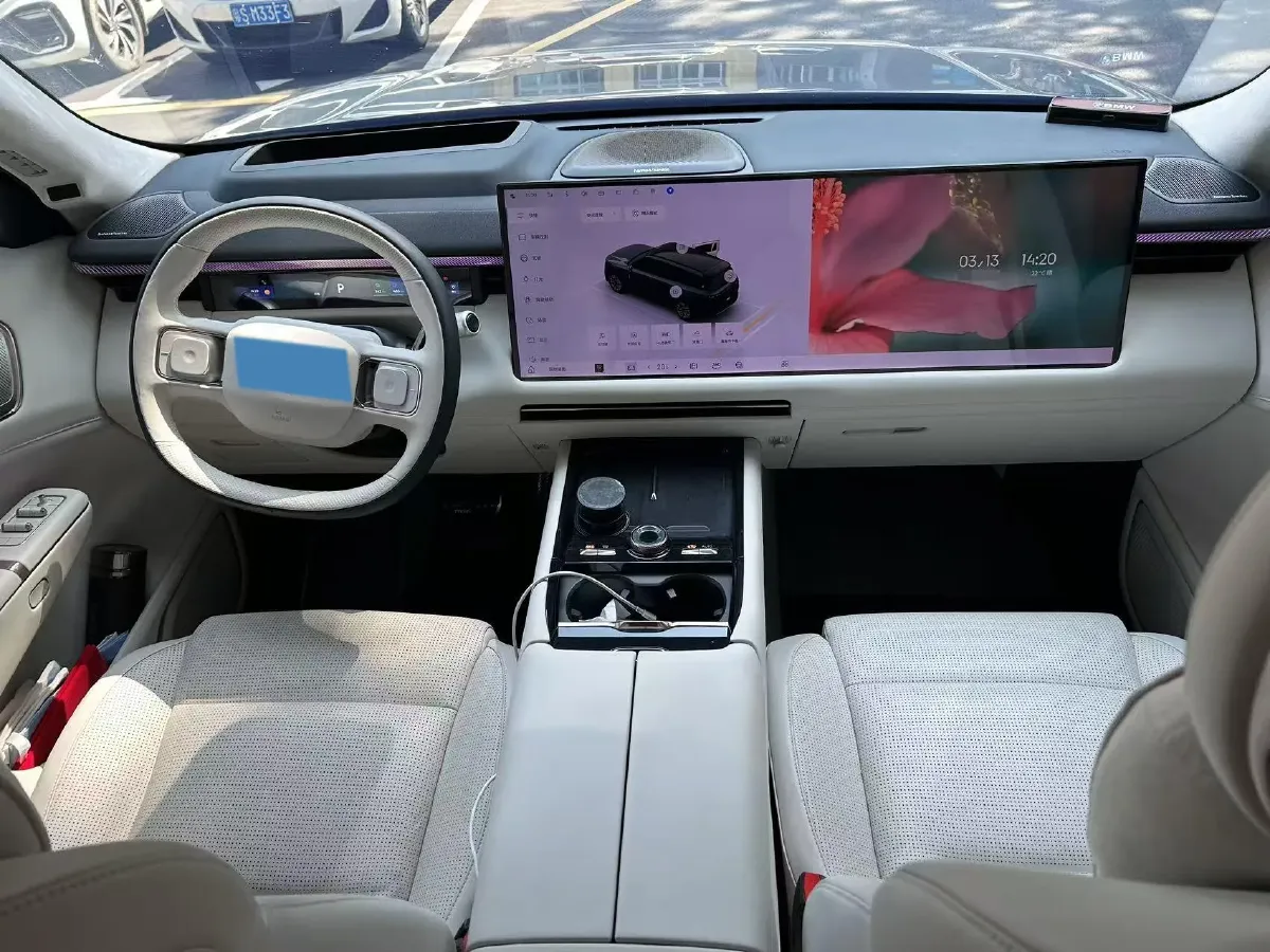 2025 LYNK&CO 900 1.5T 190HP L4 3DHT PHEV 43.3KWH,autocango,china used car exporter,china ev exporter,chinese used car exporter,chinese used ev exporter