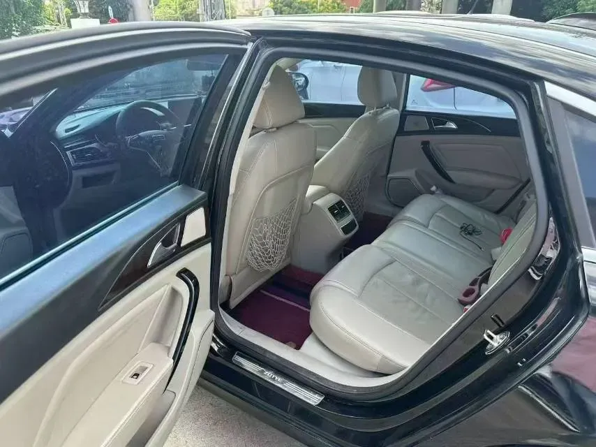 2016 Zotye Z700 1.8T 177HP L4 6DCT,autocango,china used car exporter,china ev exporter,chinese used car exporter,chinese used ev exporter