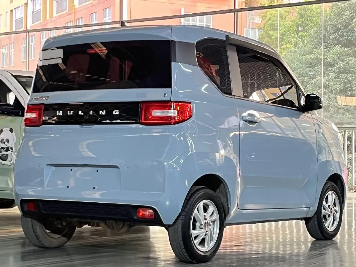 2022 WuLing HongGuang MINI EV BEV 13.9KWH,autocango,china used car exporter,china ev exporter,chinese used car exporter,chinese used ev exporter