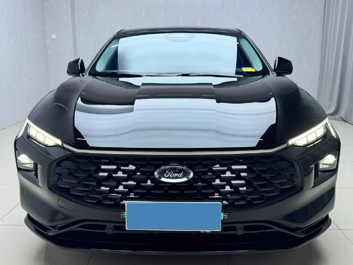 2023 Ford Mondeo 2.0T 254HP L4 8AT,autocango,china used car exporter,china ev exporter,chinese used car exporter,chinese used ev exporter