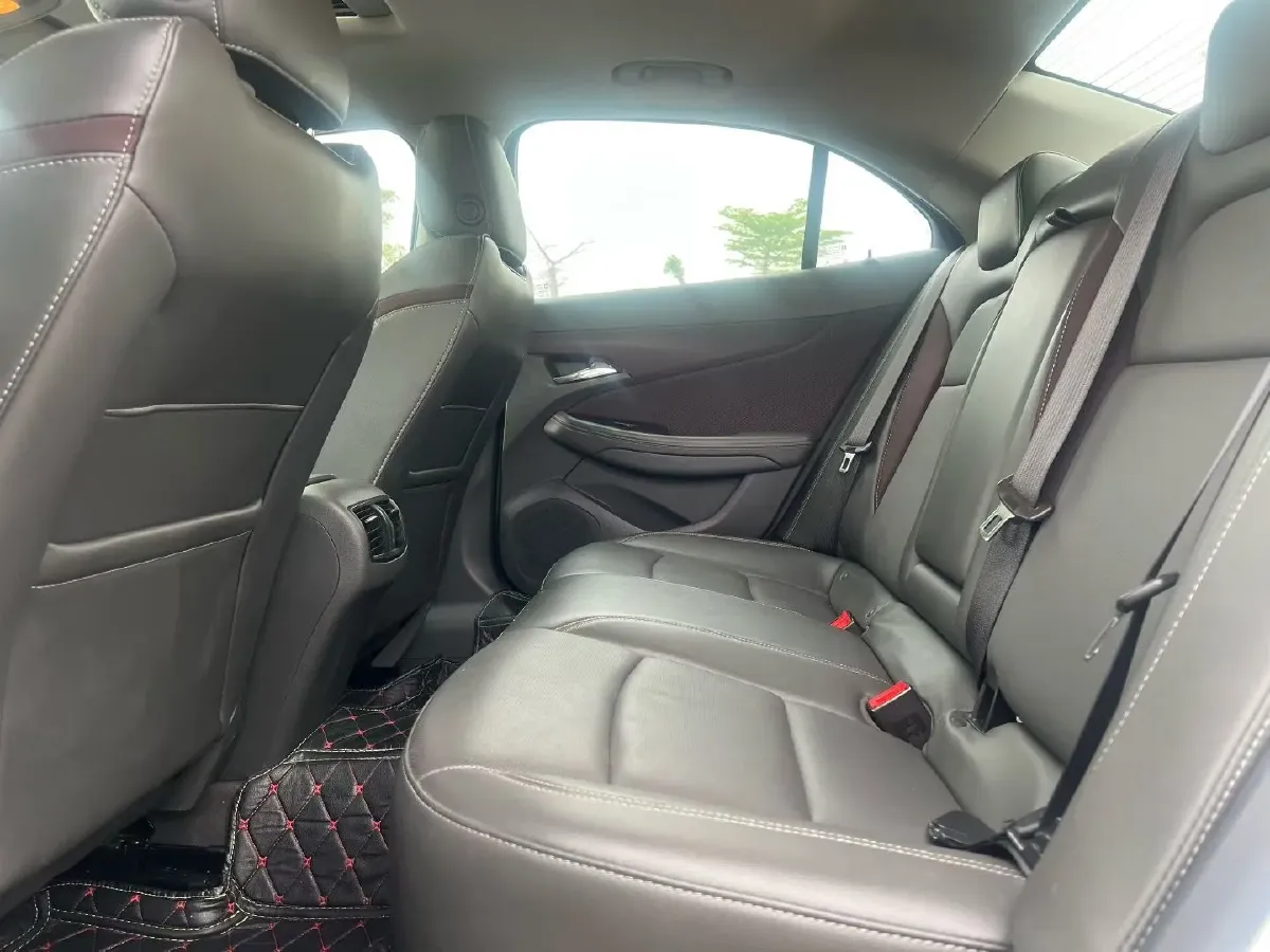 2018 Chevrolet Malibu 1.5T 170HP L4 6AT,autocango,china used car exporter,china ev exporter,chinese used car exporter,chinese used ev exporter